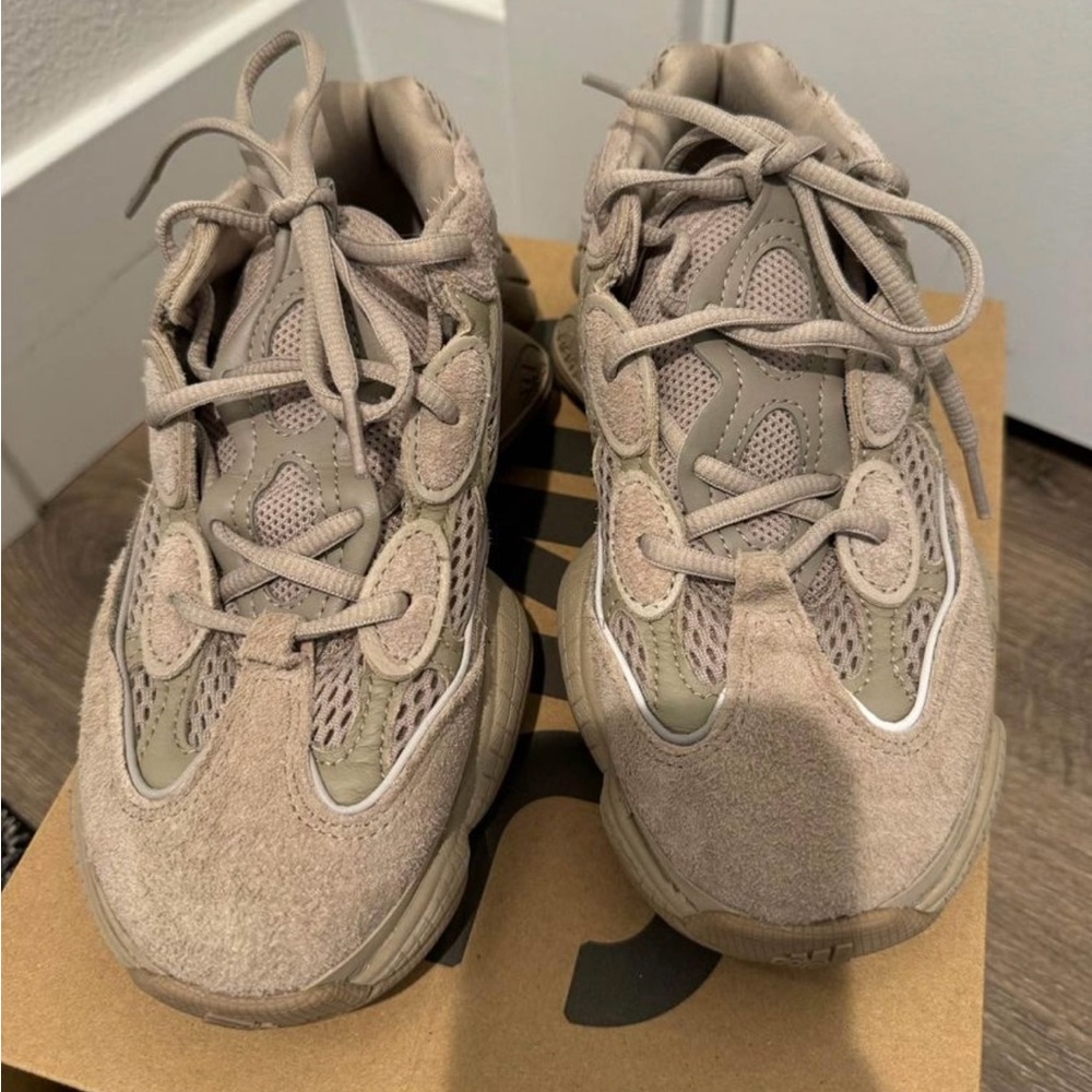 Adidas Yeezy Boost 500